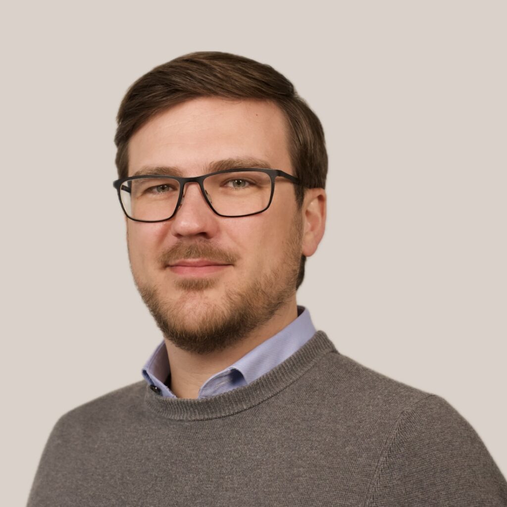 Contact-us_Christoph Eberhardt, CEO der fluidmobile GmbH – The mHealth Engineers